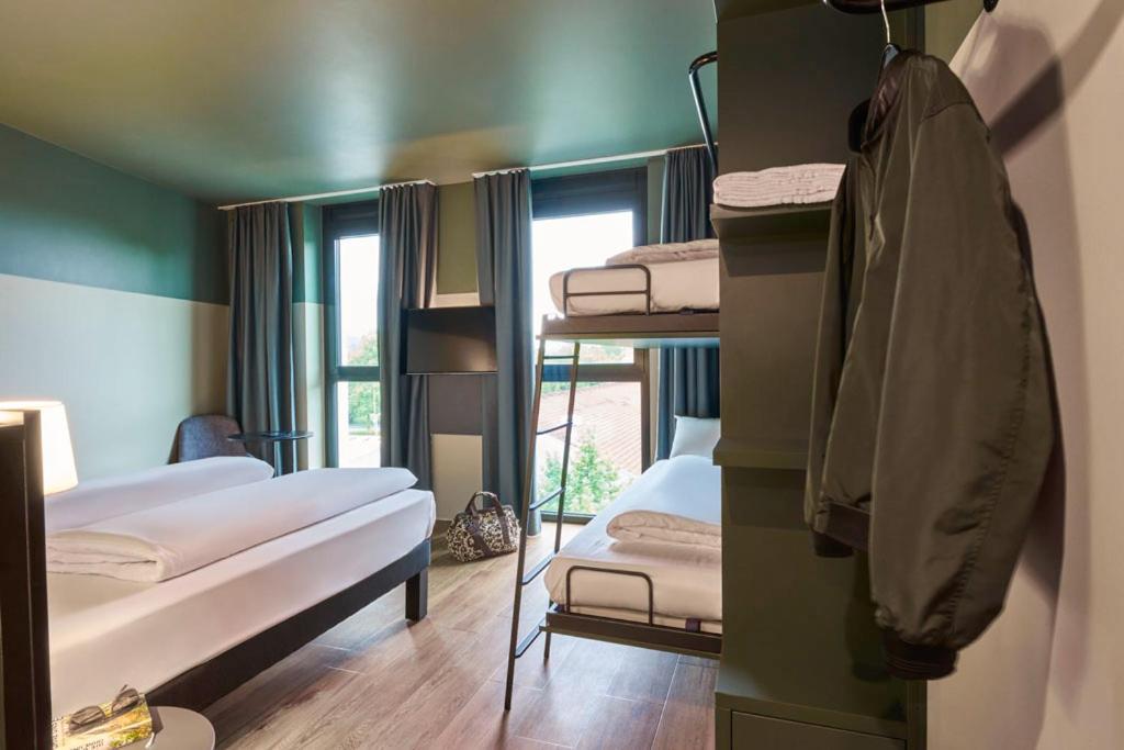 Hotel Ibis Styles Singen Exterior foto