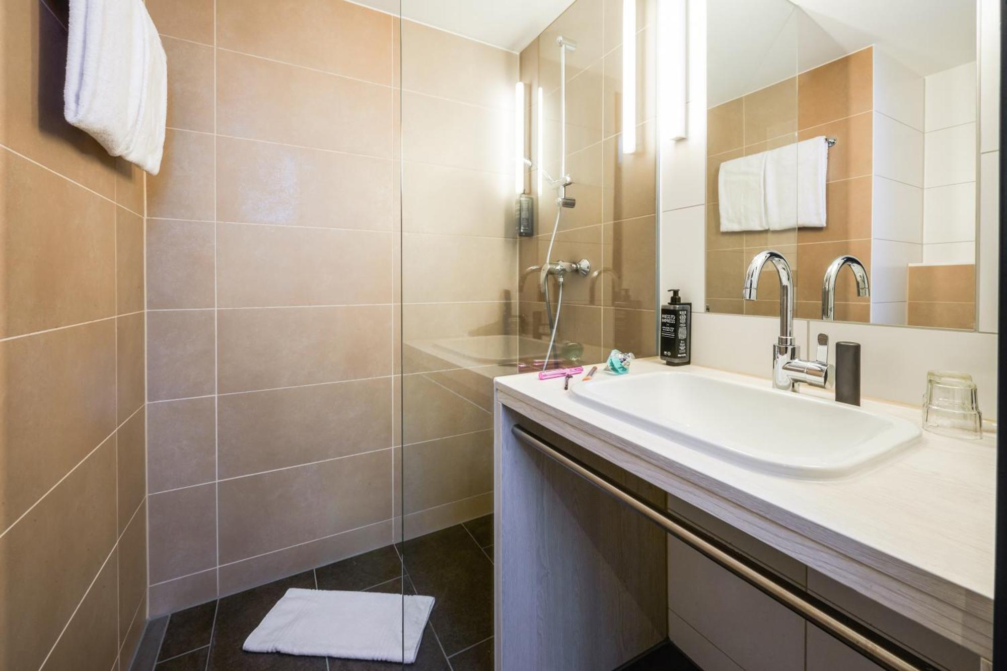 Hotel Ibis Styles Singen Exterior foto